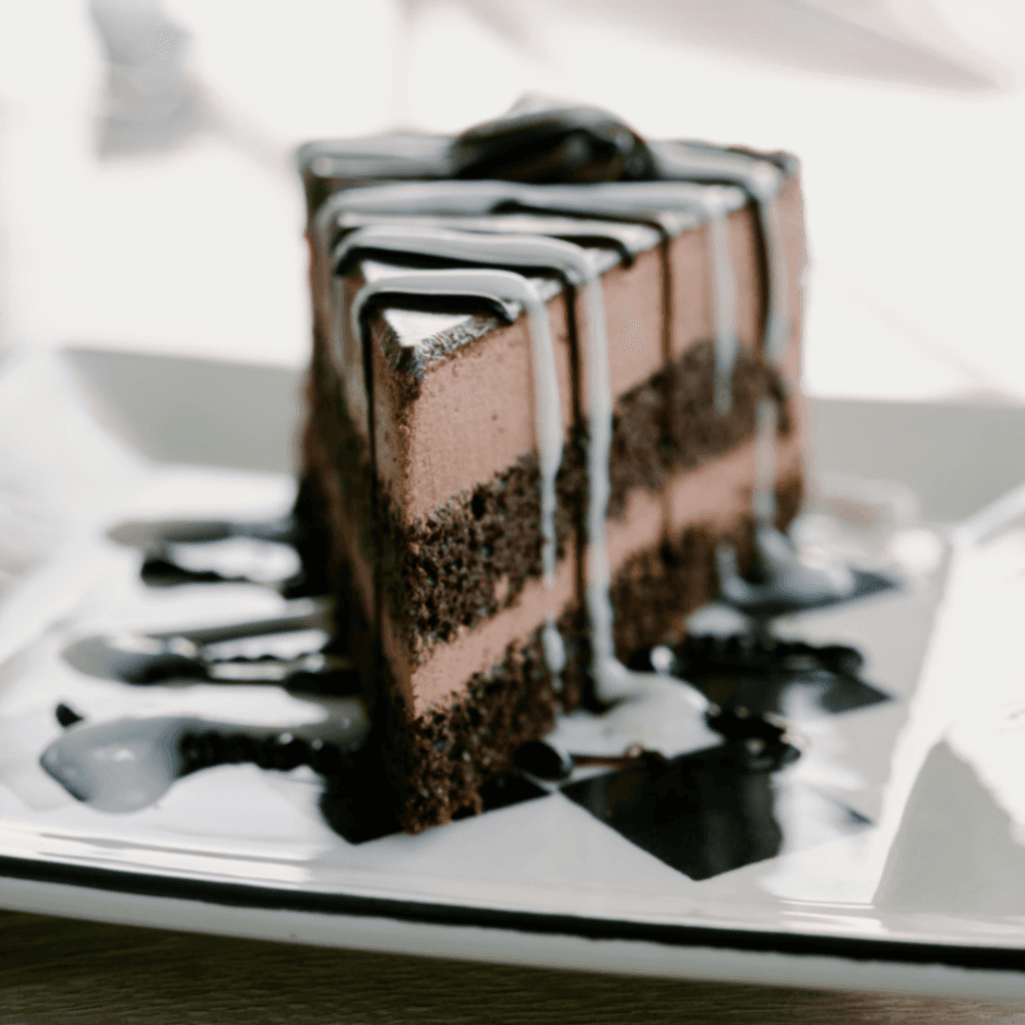 Pastel chocolate con queso